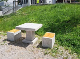 lepsi-lamac-sachove-stoliky-malokarpatske-namestie-(2)