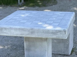 lepsi-lamac-sachove-stoliky-malokarpatske-namestie-(3)