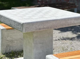 lepsi-lamac-sachove-stoliky-malokarpatske-namestie-(6)