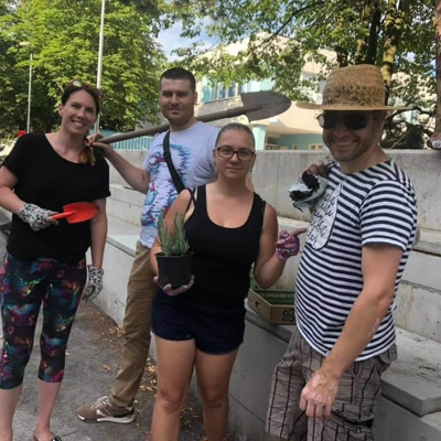 Výsadba na Malokarpatskom námestí