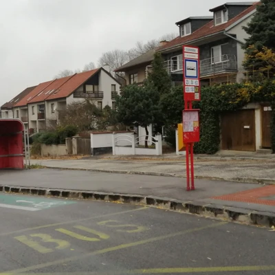 Výmena prístreškov na autobusových zastávkach