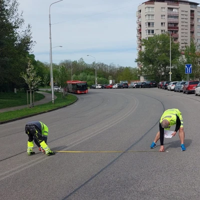Úprava dopravného značenia na ulici Podháj v úseku od Hodonínskej po vjazd do areálu školy