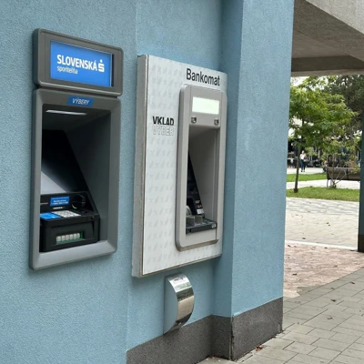 Bankomat Slovenskej sporiteľne na Malokarpatskom námestí