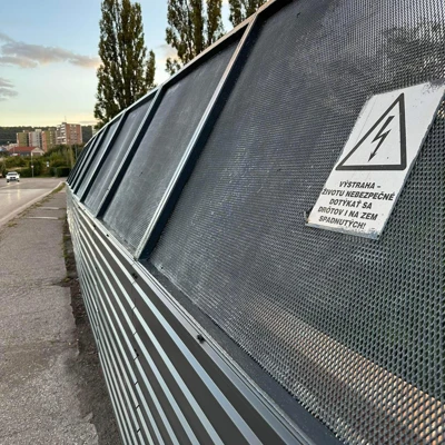 Nový náter mosta medzi Hodonínskou a Lamačskou cestou